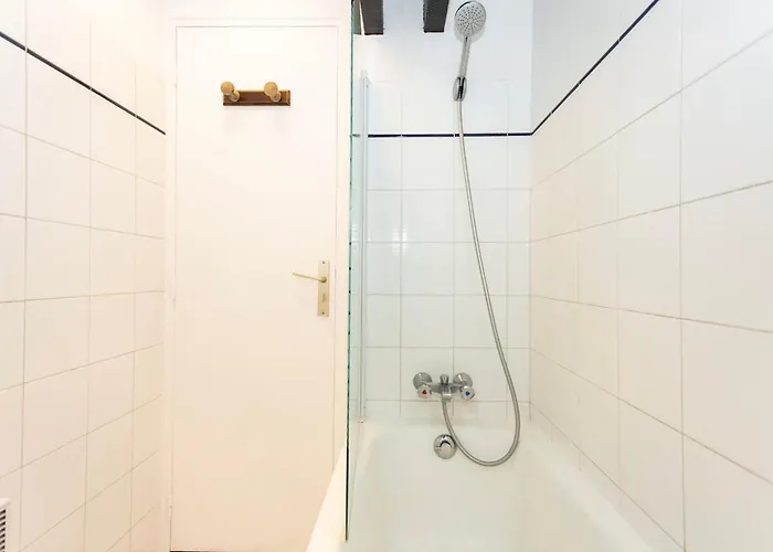 Upper Marais & Pompidou - 1br - Cityapartmentstay شقة باريس